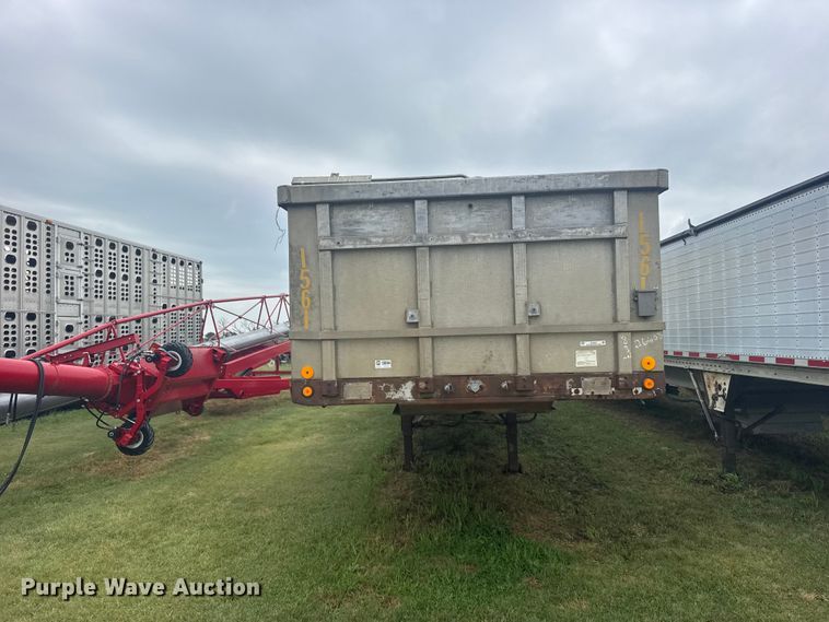 image for item DY3078 1988 Transcraft flatbed trailer