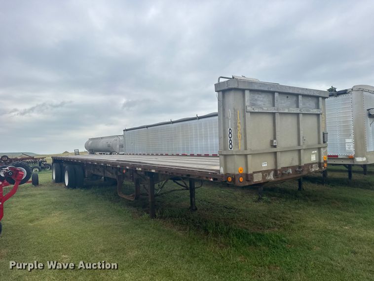 image for item DY3078 1988 Transcraft flatbed trailer