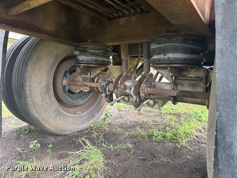 image for item DY3078 1988 Transcraft flatbed trailer