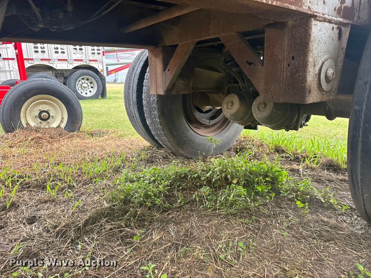 image for item DY3078 1988 Transcraft flatbed trailer