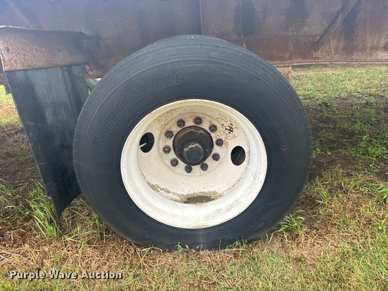 image for item DY3078 1988 Transcraft flatbed trailer