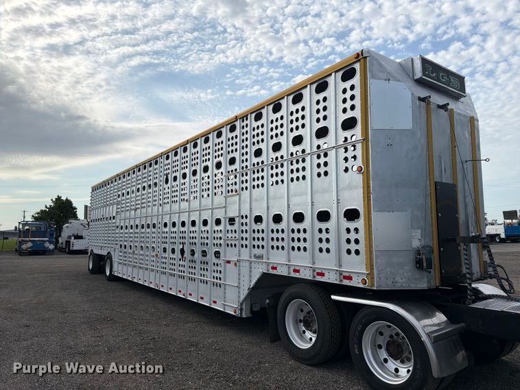 image for item EG9295 2006 Merritt 53X102X15XNX18X019X00SAMW livestock trailer