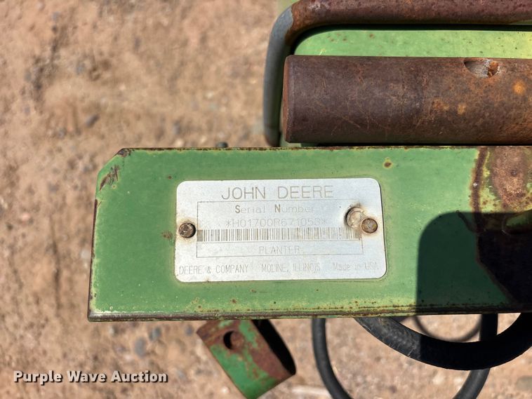 image for item EL2533 John Deere 1700 planter