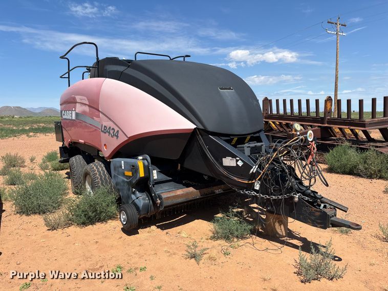 image for item EL2565 2014 Case ST6 large square baler