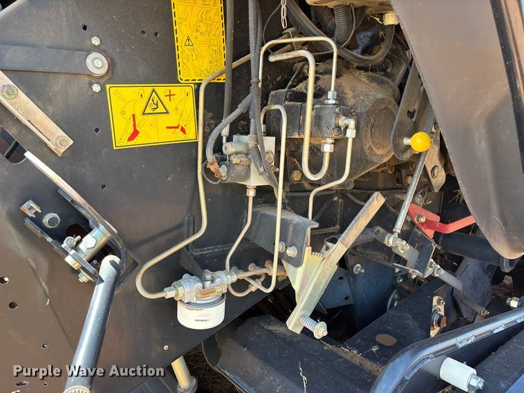 image for item EL2565 2014 Case ST6 large square baler