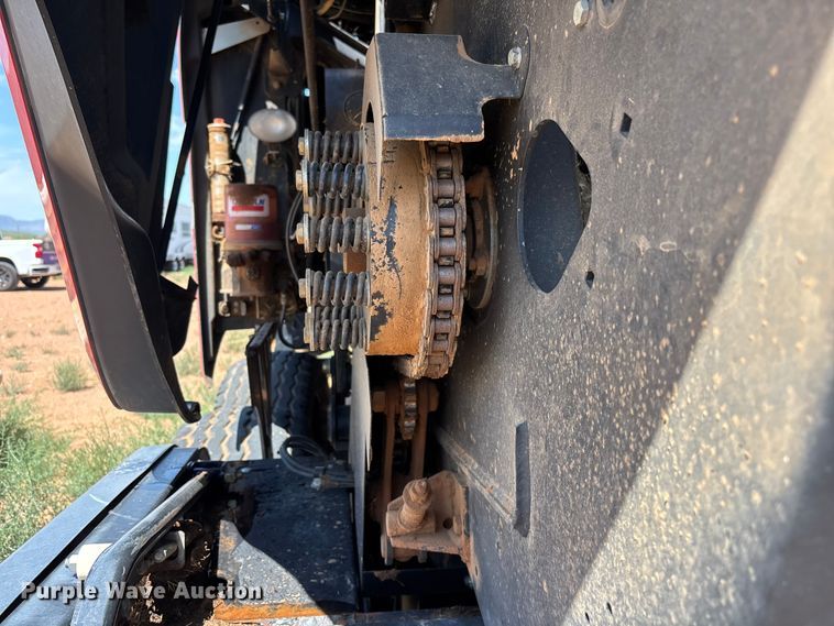 image for item EL2565 2014 Case ST6 large square baler