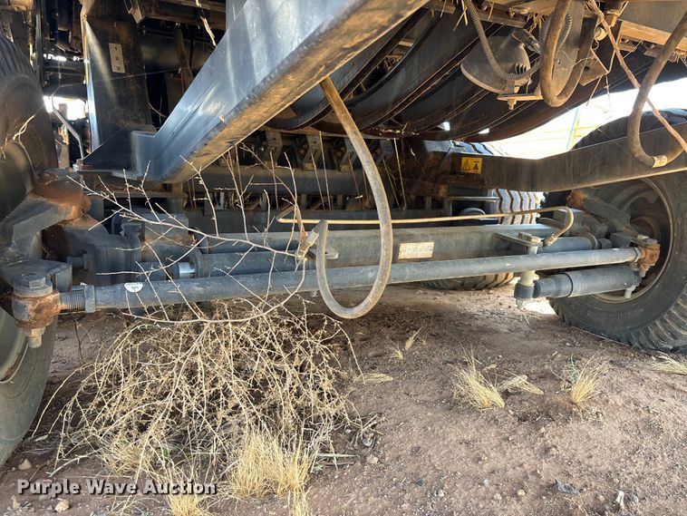 image for item EL2565 2014 Case ST6 large square baler