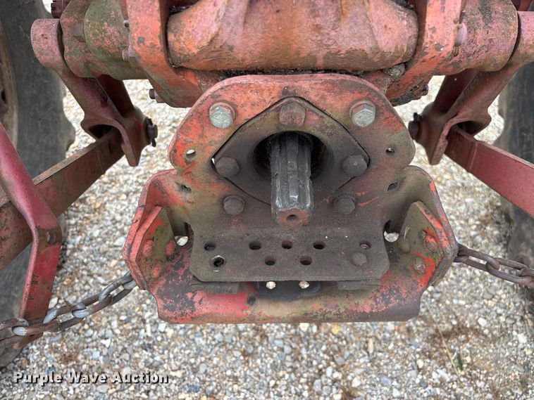 image for item EO4395 1958 Ford 901 tractor