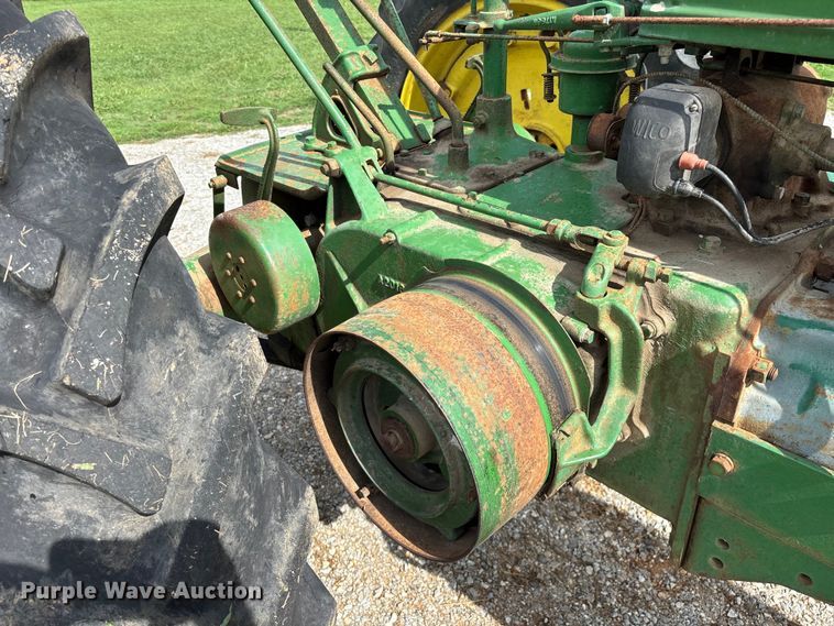 image for item EO4398 1938 John Deere A tractor