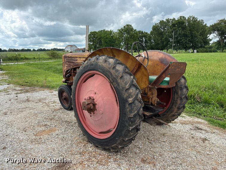 image for item EO4399 1948 Minneapolis-Moline ZTU tractor