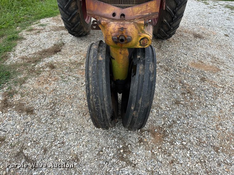 image for item EO4399 1948 Minneapolis-Moline ZTU tractor