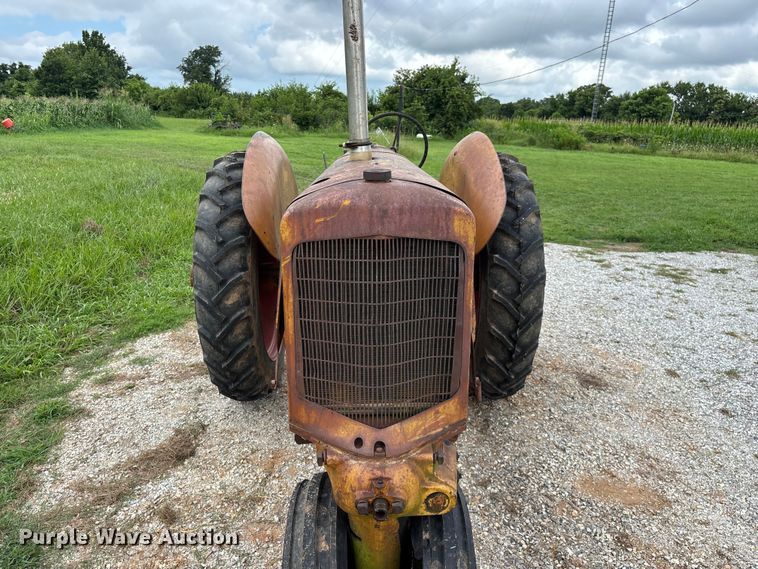 image for item EO4399 1948 Minneapolis-Moline ZTU tractor