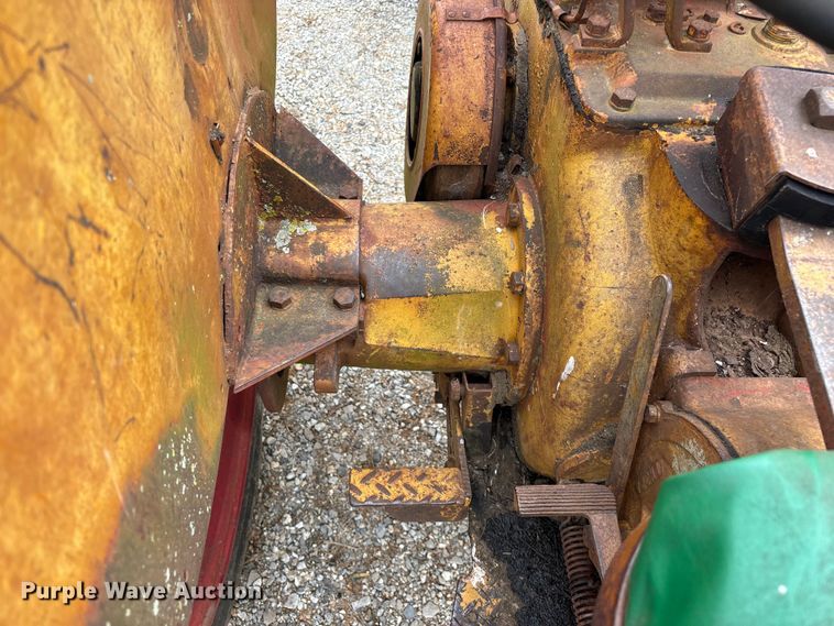 image for item EO4399 1948 Minneapolis-Moline ZTU tractor