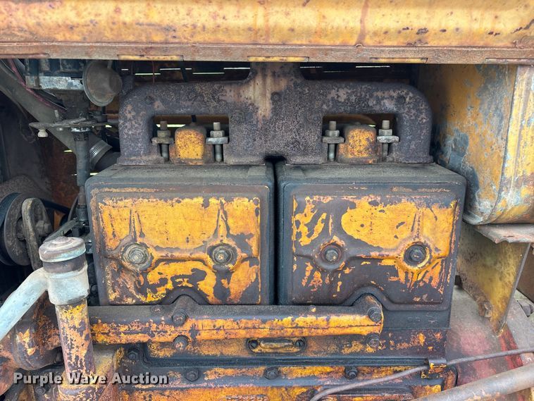 image for item EO4399 1948 Minneapolis-Moline ZTU tractor