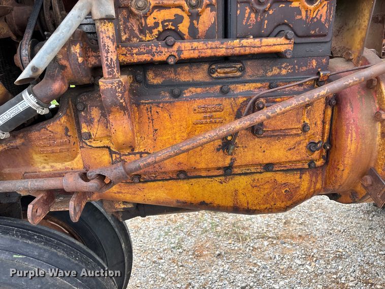 image for item EO4399 1948 Minneapolis-Moline ZTU tractor