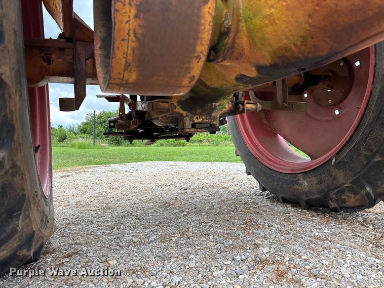 image for item EO4399 1948 Minneapolis-Moline ZTU tractor