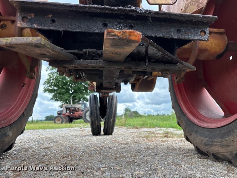 image for item EO4399 1948 Minneapolis-Moline ZTU tractor