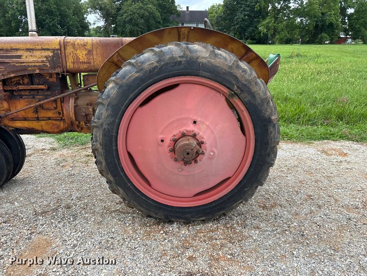 image for item EO4399 1948 Minneapolis-Moline ZTU tractor