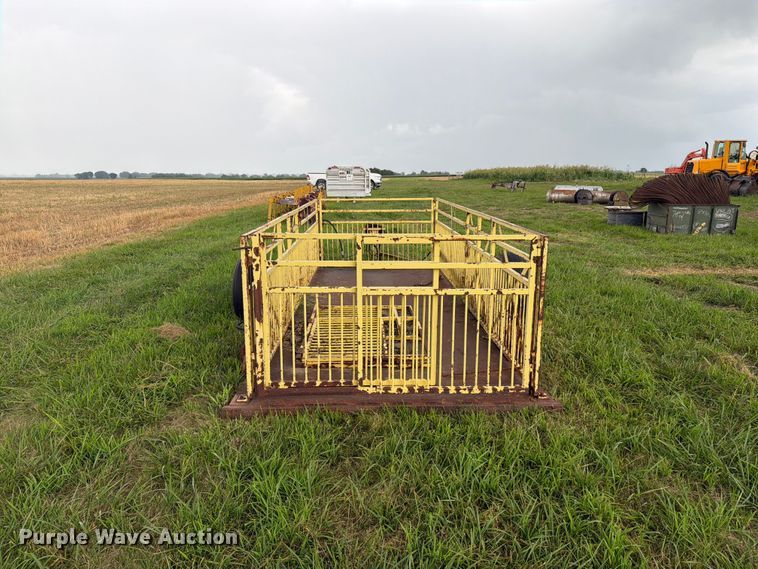 image for item EO8626 Plymouth MFG 510016 livestock transport wagon