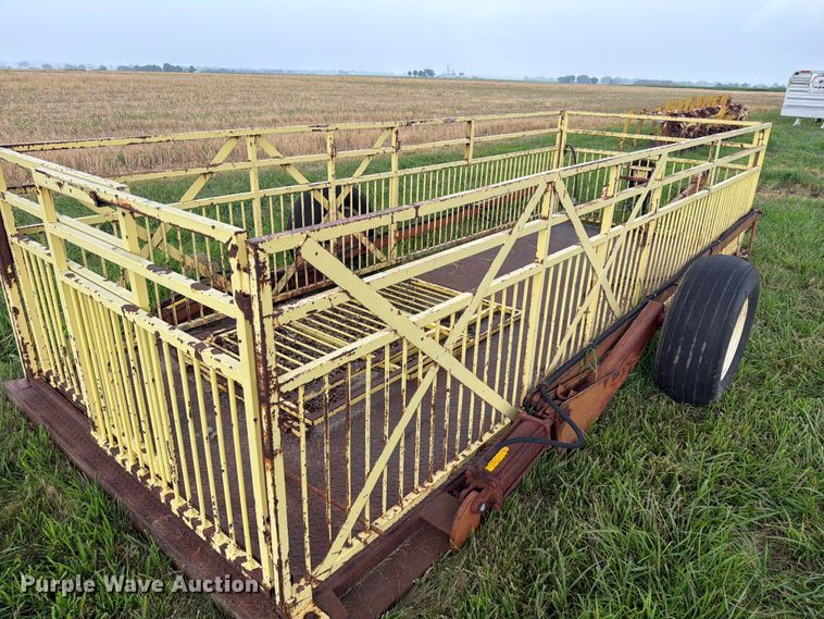 image for item EO8626 Plymouth MFG 510016 livestock transport wagon