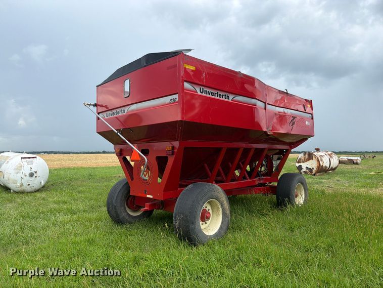 image for item EO8630 Unverferth GW-630 gravity wagon
