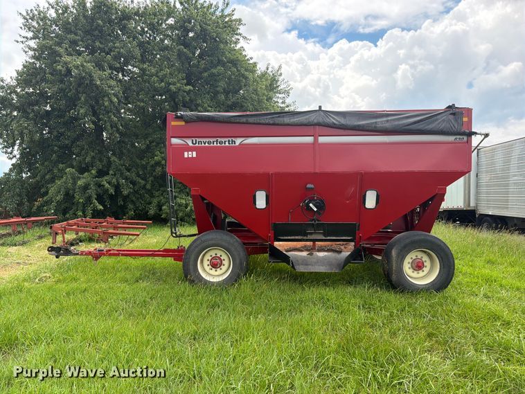image for item EO8630 Unverferth GW-630 gravity wagon