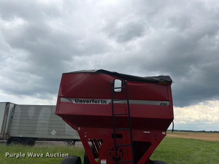 image for item EO8630 Unverferth GW-630 gravity wagon