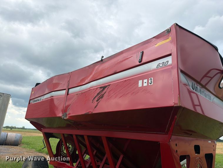 image for item EO8630 Unverferth GW-630 gravity wagon