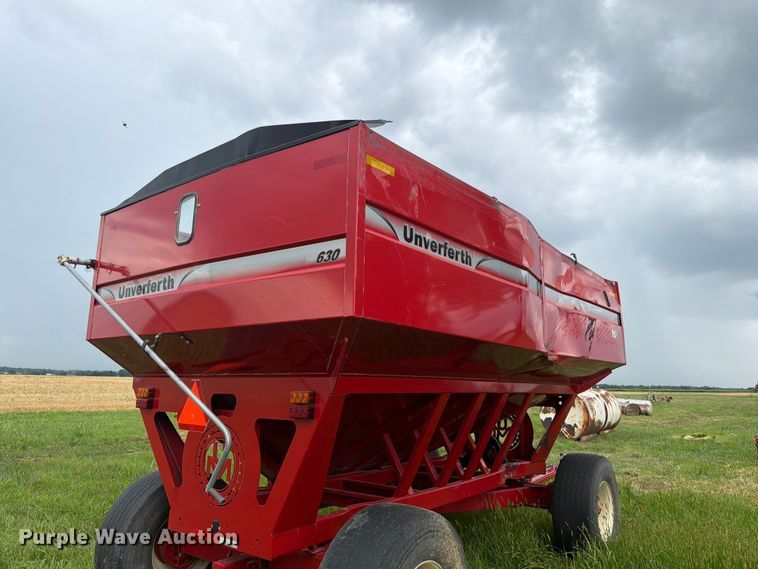 image for item EO8630 Unverferth GW-630 gravity wagon