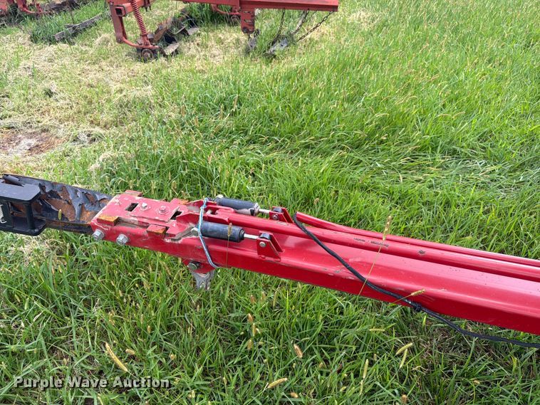image for item EO8630 Unverferth GW-630 gravity wagon