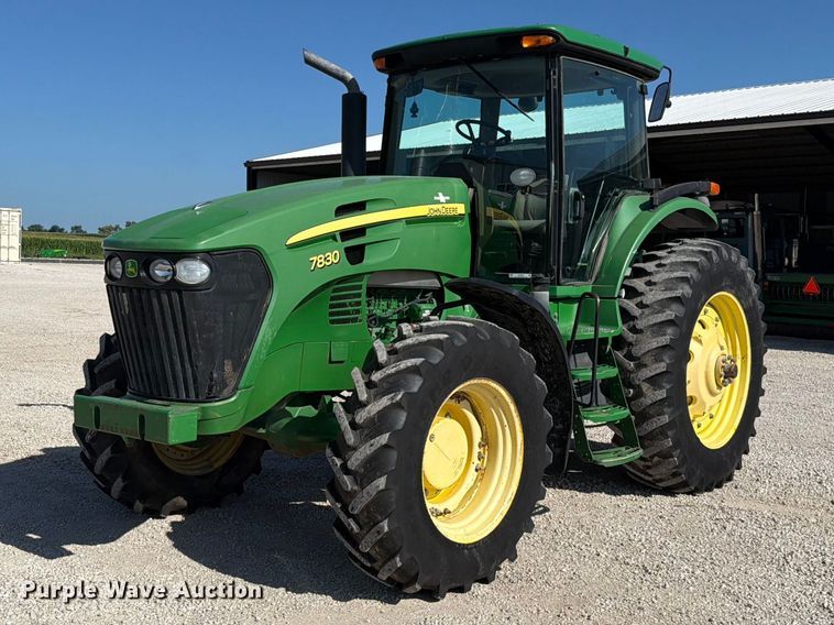 image for item EO8639 2007 John Deere 7830 MFWD tractor