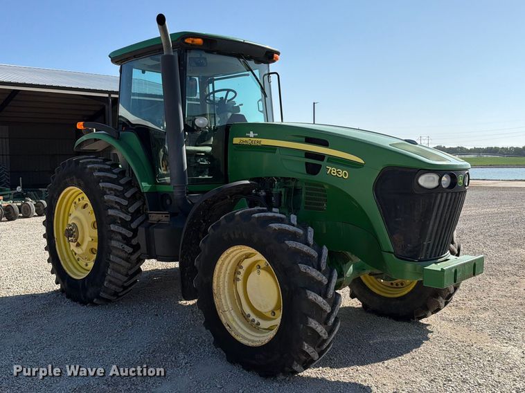 image for item EO8639 2007 John Deere 7830 MFWD tractor
