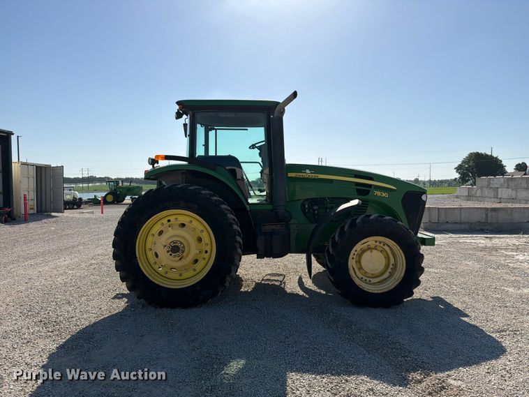 image for item EO8639 2007 John Deere 7830 MFWD tractor