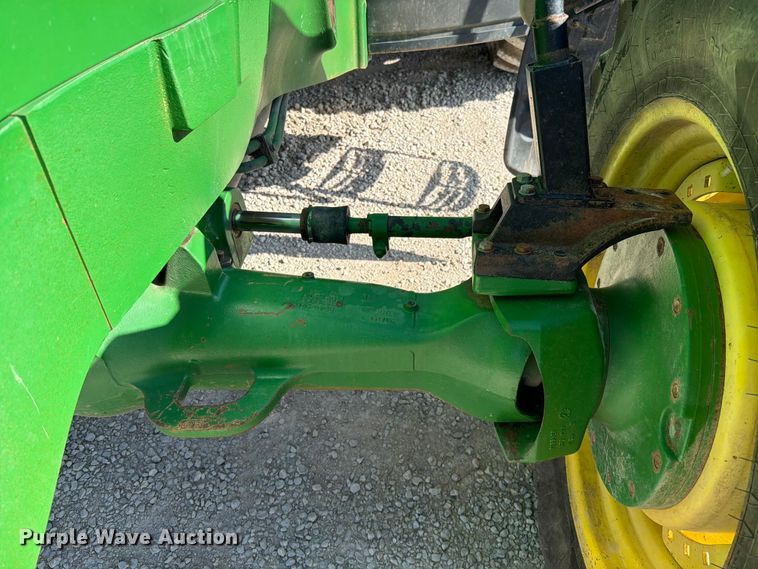 image for item EO8639 2007 John Deere 7830 MFWD tractor