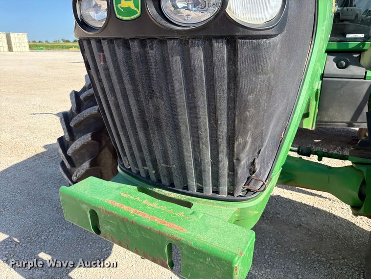 image for item EO8639 2007 John Deere 7830 MFWD tractor