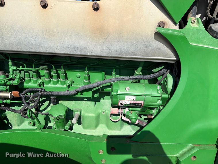 image for item EO8639 2007 John Deere 7830 MFWD tractor