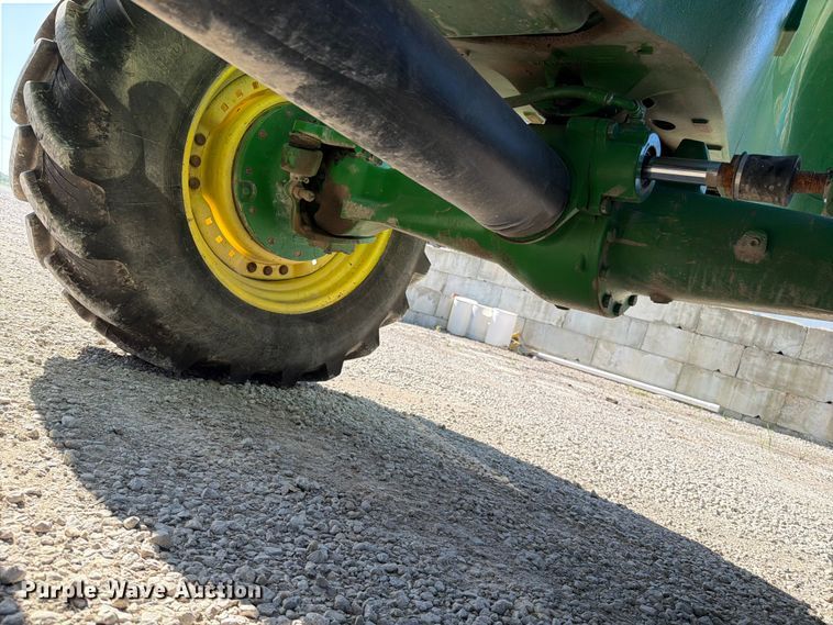 image for item EO8639 2007 John Deere 7830 MFWD tractor