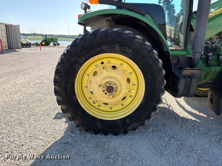 image for item EO8639 2007 John Deere 7830 MFWD tractor