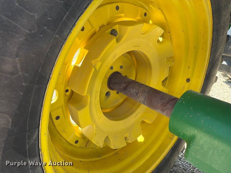 image for item EO8639 2007 John Deere 7830 MFWD tractor