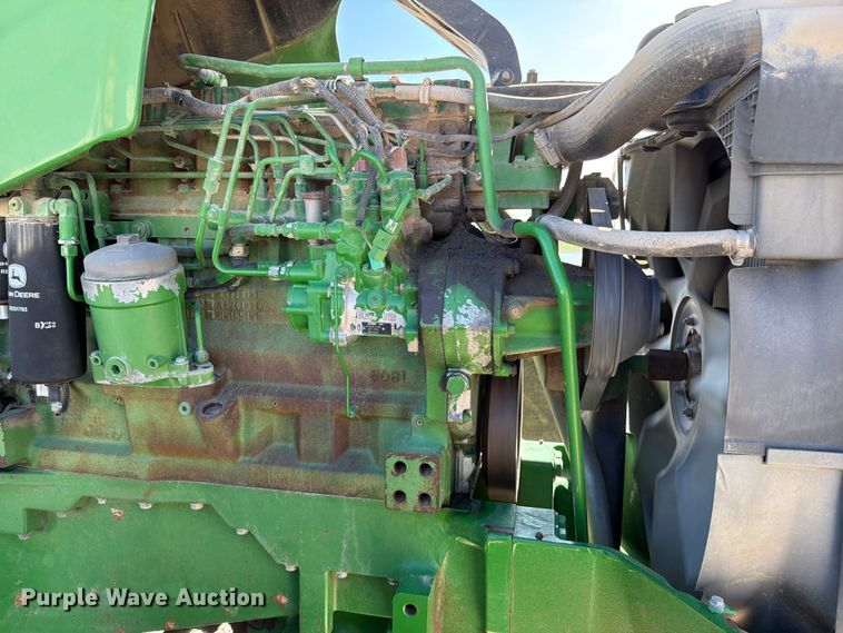 image for item EO8640 2004 John Deere 8320 MFWD tractor
