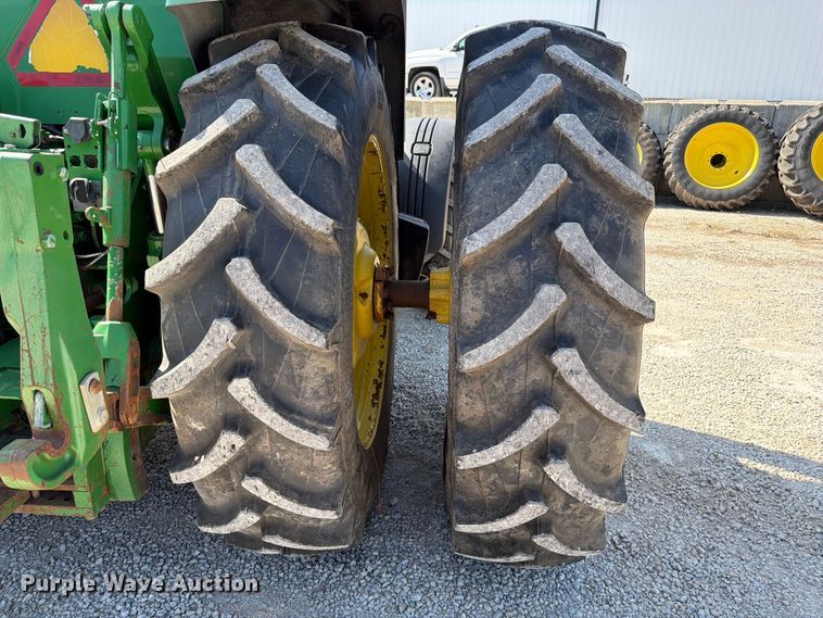 image for item EO8640 2004 John Deere 8320 MFWD tractor