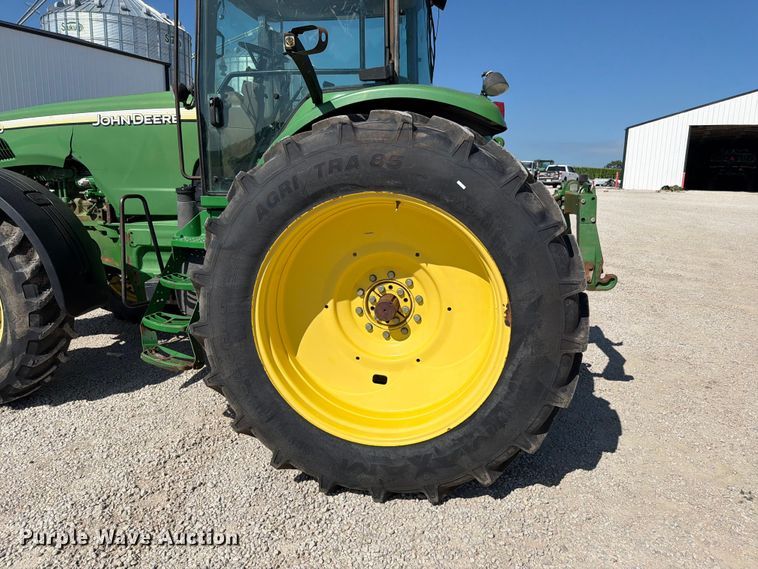 image for item EO8640 2004 John Deere 8320 MFWD tractor