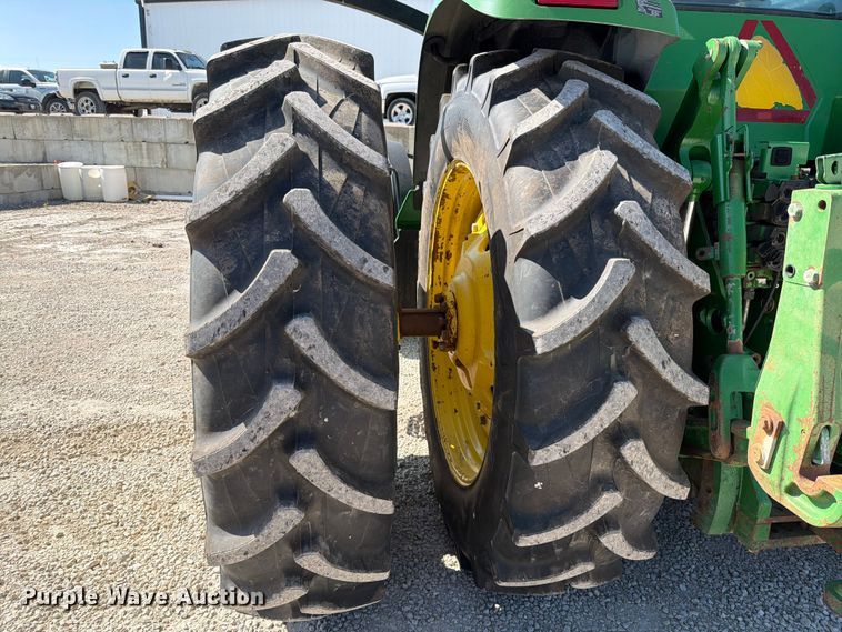 image for item EO8640 2004 John Deere 8320 MFWD tractor