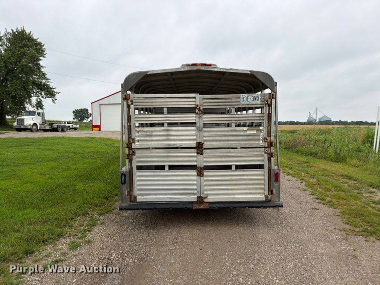 image for item EO8658 2008 Kodiak livestock trailer