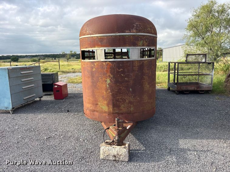 image for item ET0121 Shop Built livestock trailer