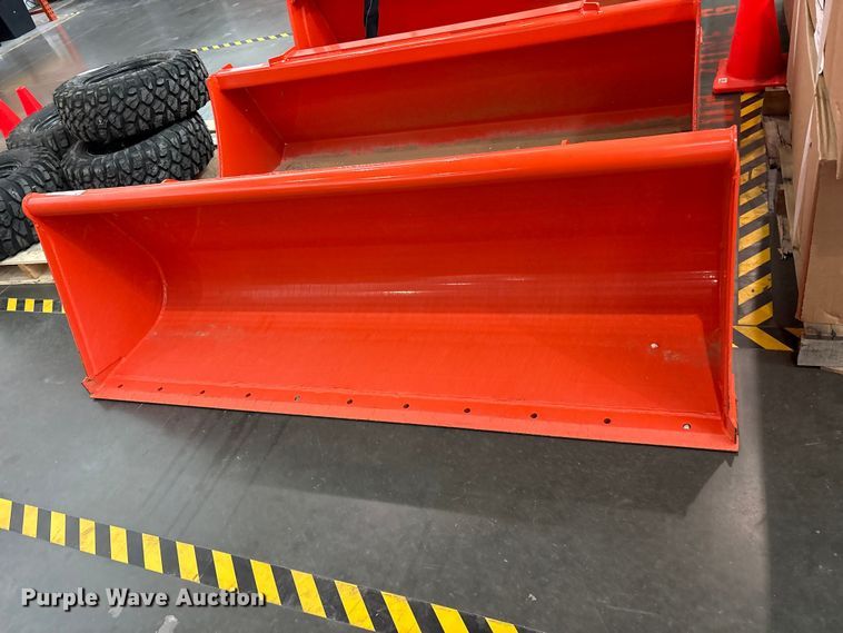 image for item ET0129 Kubota L2294 bucket