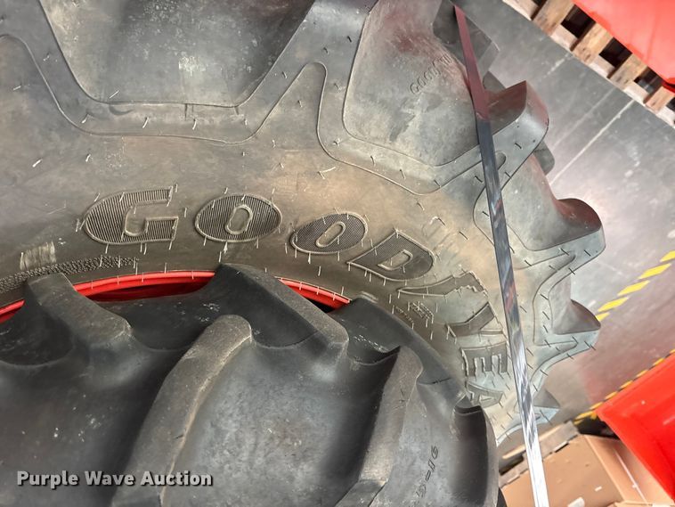 image for item ET0131 (4) tires and wheels