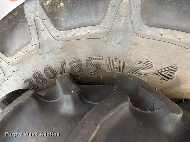 image for item ET0131 (4) tires and wheels