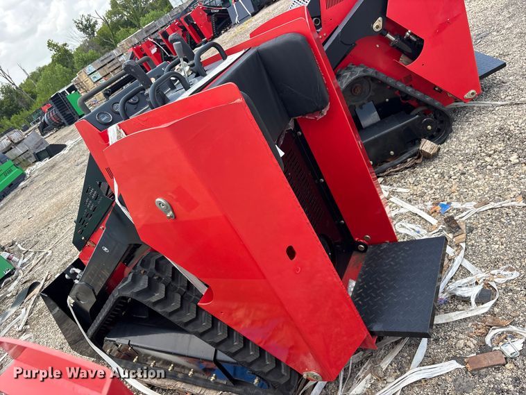 image for item ET0174 2024 Erie SCL850 compact utility loader