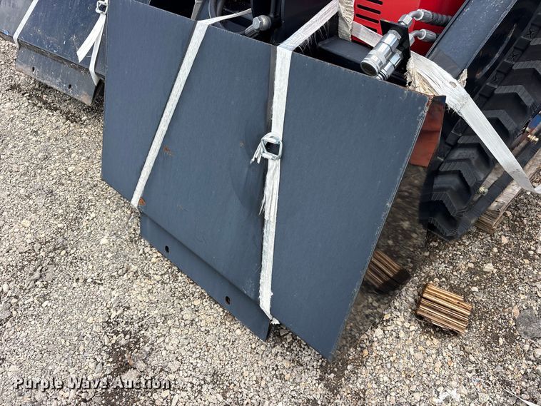 image for item ET0174 2024 Erie SCL850 compact utility loader